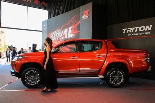 Mitsubishi Triton 2020 ra mắt tại Việt Nam giá từ 600 triệu, cạnh tranh Mazda BT-50, Ford Ranger