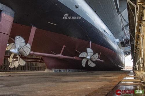 Mỹ hạ thủy siêu tàu sân bay mới, sức mạnh hải quân thêm ấn tượng