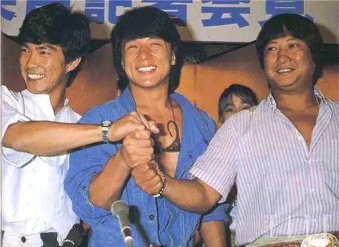 Tiết lộ cát-xê 'không tưởng' của Lý Liên Kiệt và 4 sao võ thuật đình đám Trung Quốc hình ảnh 8 tiet lo cat-xe 'khong tuong' cua ly lien kiet va 4 sao vo thuat dinh dam trung quoc hinh anh 8