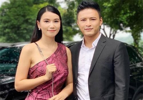 Vẻ gợi cảm của mỹ nhân trơ trẽn nhất 'Hoa hồng trên ngực trái'