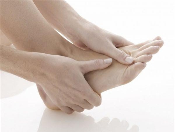 Bí quyết điều trị và giảm đau khớp ngón chân hiệu quả - Ảnh 4 dau khop ngon chan4