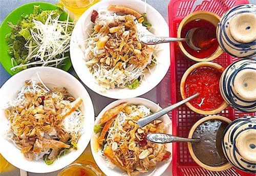 Những nguyên liệu làm nên món bún mắm nêm Đà Nẵng ngon khó cưỡng
