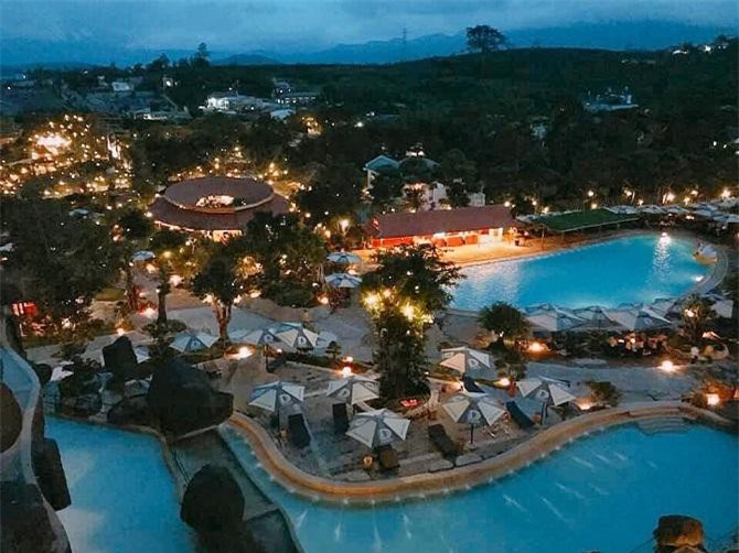 Top 60 Hoa hậu Hoàn vũ Việt Nam đi bộ gây quỹ khuyến học tại Bảo Lộc