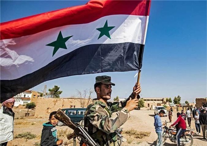Trở lại Tal Tamr, quân đội Syria mang theo nhiều vũ khí hạng nặng - Hình 8 Tro lai Tal Tamr, quan doi Syria mang theo nhieu vu khi hang nang-Hinh-8