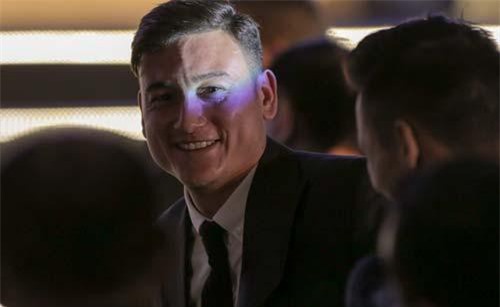 Văn Lâm tri ân thầy cũ khi được vinh danh tại AFF Awards 2019