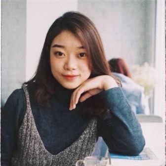 Điều ít biết về nữ thủ khoa xinh đẹp của ĐH Kinh tế Quốc dân