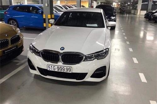 BMW 330i đắt nhất Việt Nam sở hữu biển 'ngũ quý 9'