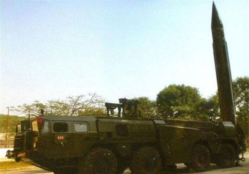 Sức mạnh tổ hợp tên lửa đạn đạo tầm ngắn hàng đầu Việt Nam