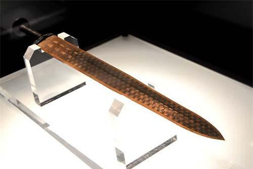 Bí ẩn bảo kiếm của Việt Vương Câu Tiễn hơn 2.000 năm vẫn sắc bén