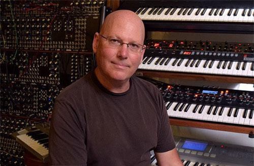 Nhạc sĩ Mỹ nói đến 'âm nhạc giả tạo' khi nhắc vụ Bích Phương hát nhép