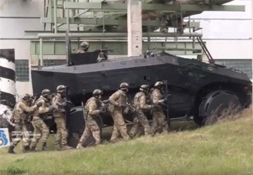 Xe thiết giáp siêu dị Falkatus sắp được tranh bị cho đặc nhiệm Nga