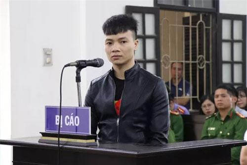 Khá 'Bảnh' lĩnh án 10 năm 6 tháng tù vì tội Đánh bạc và Tổ chức đánh bạc