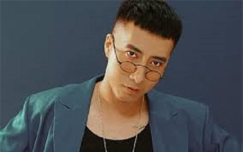 OnlyC bị khán giả đòi đánh khi đi lưu diễn ở Mỹ