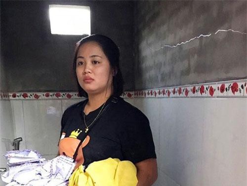 Bắc Giang: Hotgirl nghi lấy trộm tiền phúng viếng
