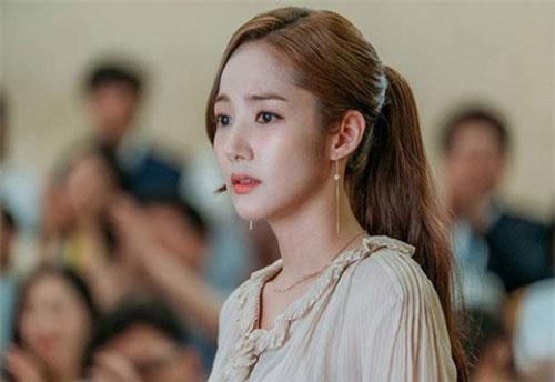 Đi đánh ghen với chị đồng nghiệp, tôi ngã ngửa gặp lại tình một đêm