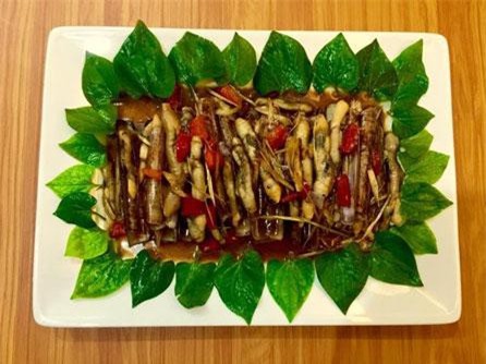 Ốc móng tay xào me chua cay vừa ăn vừa xuýt xoa