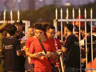 VFF khuyến cáo NHM trước trận đại chiến Việt Nam vs UAE