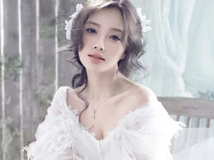 Lý Tiểu Lộ viết tâm thư sau tuyên bố ly hôn, tiết lộ "sốc"