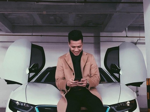 Cuộc sống xa hoa khiến nhiều người "lóa mắt' của thiếu gia nổi nhất hội con nhà giàu Việt Nam