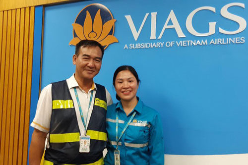 Nhân viên VIAGS kịp thời trả lại hành khách tài sản thất lạc trị giá gần 1 tỷ đồng