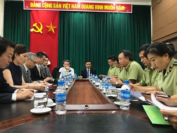 Cảnh báo tỷ lệ hàng giả khi Uniqlo chính thức có mặt tại thị trường Việt Nam