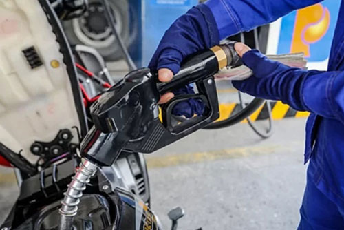 Giá xăng, dầu (25/9): Tiếp đà lao dốc