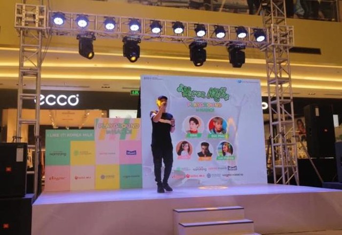 Nhiều ca sĩ hội tụ trong lễ hội sữa Hàn Quốc tại Hà Nội