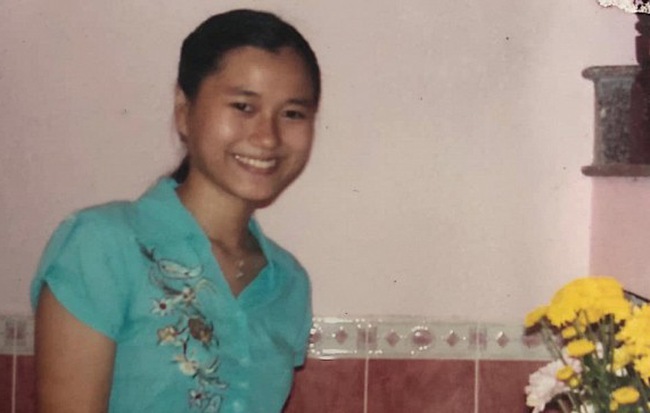 Hứa Minh Đạt chúc mừng sinh nhật cũng không quên “dìm hàng” bà xã Lâm Vỹ Dạ