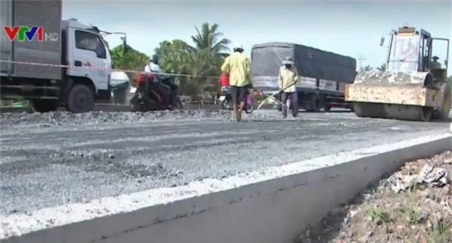 Triển khai chống ngập trên Quốc lộ 1A - Ảnh 3.