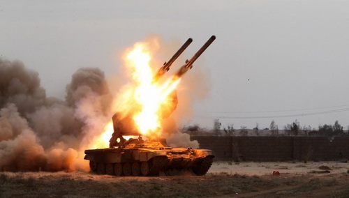 Hệ thống phun lửa hạng nặng TOS-2 của Nga ra mắt trong lễ duyệt binh tháng 5/2020