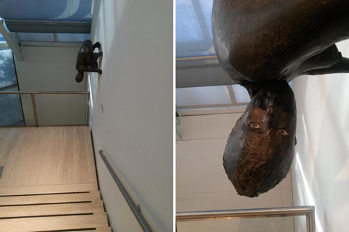 Rùng mình những bức tượng đáng sợ nhất thế giới