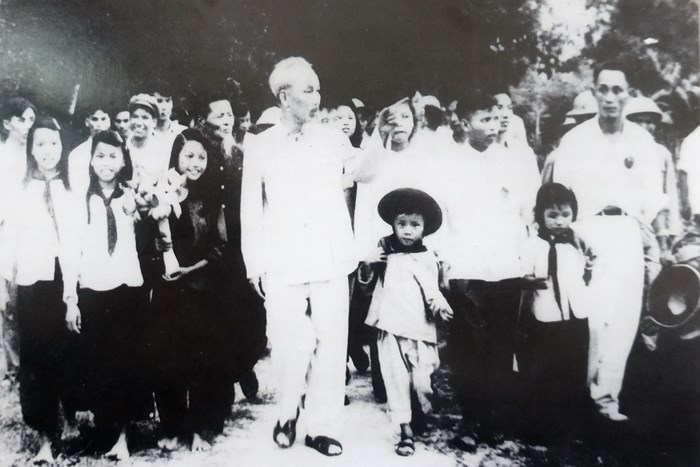 Triển lãm “50 năm thực hiện Di chúc Chủ tịch Hồ Chí Minh”