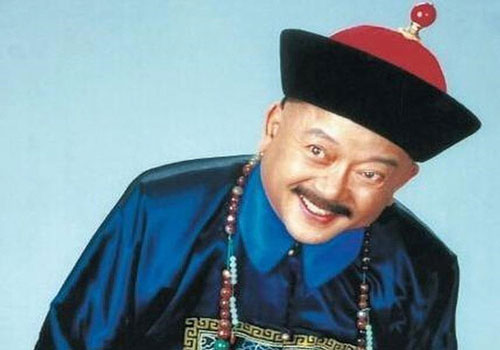 Cu&#x1ED9;c s&#x1ED1;ng gi&#xE0;u c&#xF3;, ti&#xEA;u ti&#x1EC1;n t&#x1EF7; m&#x1ED7;i th&#xE1;ng c&#x1EE7;a &quot;H&#xF2;a Th&#xE2;n&quot; b&#xEA;n v&#x1EE3; tr&#x1EBB; quen bi&#x1EBF;t qua m&#x1EA1;ng