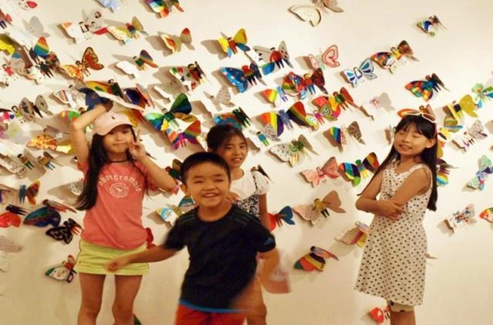 Triển lãm “Hóa thành bươm bướm” tại Indonesia năm 2016.