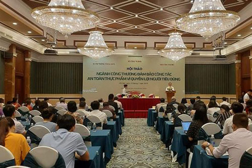 Trách nhiệm của DN đối với người tiêu dùng trong lĩnh vực ATTP