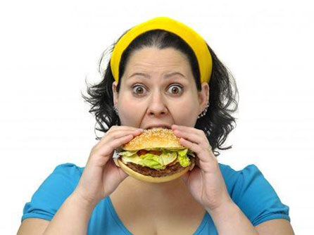 Vì sao không nên ăn quá no?