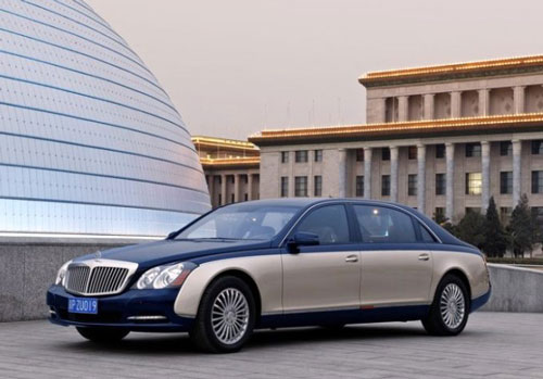 Bộ sưu tập siêu xe "khủng" của gia đình giàu nhất châu Á