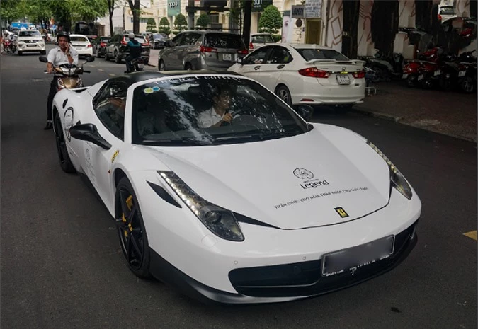 Ferrari 458 Spider cua Dang Le Nguyen Vu 