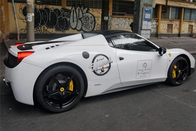 Ferrari 458 Spider cua Dang Le Nguyen Vu 