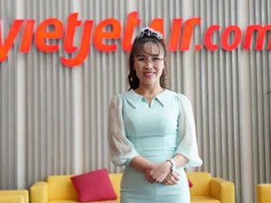 Bà Nguyễn Thị Phương Thảo nhận giải CEO ngành hàng không của năm 2019