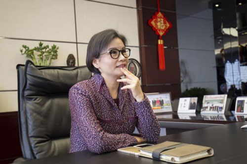 3 lời khuyên khởi nghiệp từ nữ tỷ phú tự thân giàu nhất thế giới