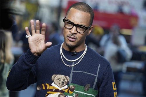 Nam rapper bắt con gái 18 tuổi đi kiểm tra trinh tiết định kỳ