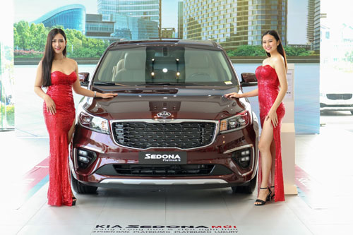 Chi tiết xe Kia Sedona giá từ 1,129 tỷ đồng tại Việt Nam