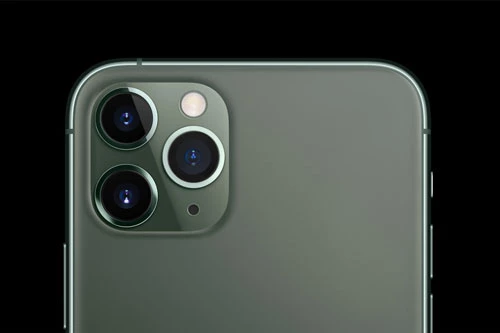 =3. iPhone 11 Pro Max (117 điểm).