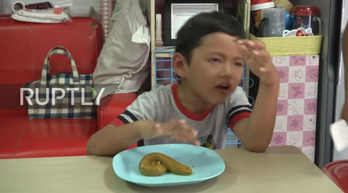 Clip: Khám phá món "thạch phân" độc đáo đang "đại náo" cộng đồng mạng