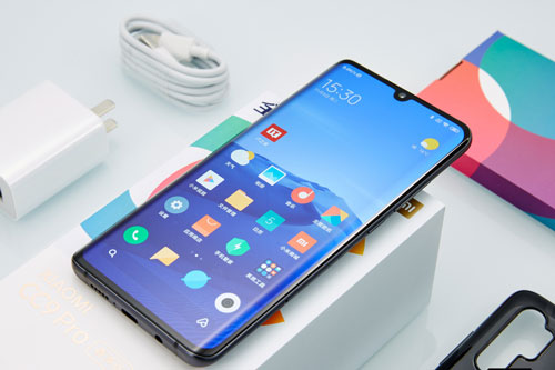 Trên tay Xiaomi Mi CC9 Pro vừa ‘đổ bộ’ về Việt Nam