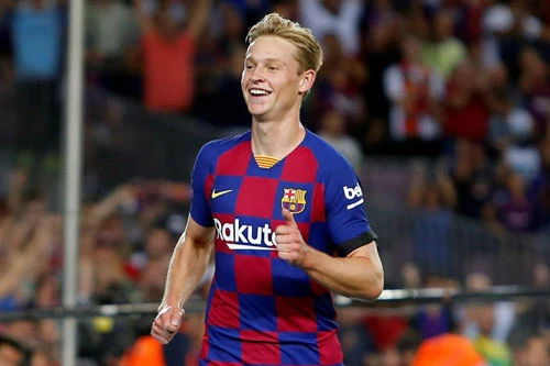 8. Frenkie de Jong (Ajax Amsterdam/Barcelona, ĐT Hà Lan).