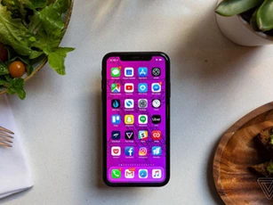Chưa ra mắt, Apple tin vào khả năng 'hốt bạc' nhờ iPhone 5G