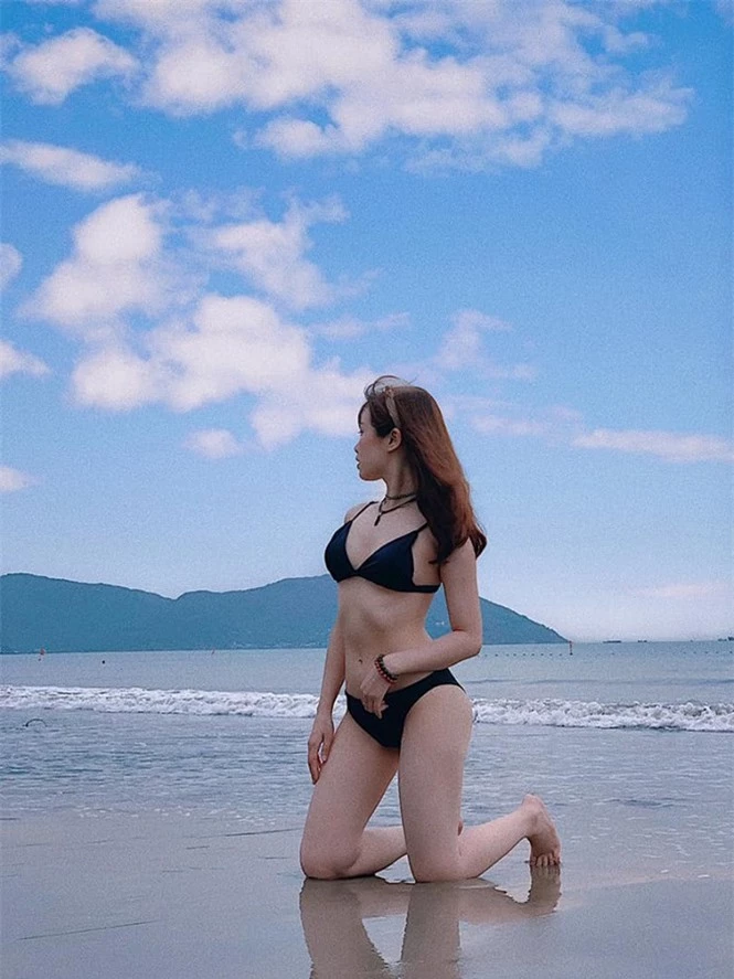 Bạn gái hotgirl của Văn Toàn liên tục tung ảnh bikini khoe 3 vòng 'bỏng mắt' - ảnh 2