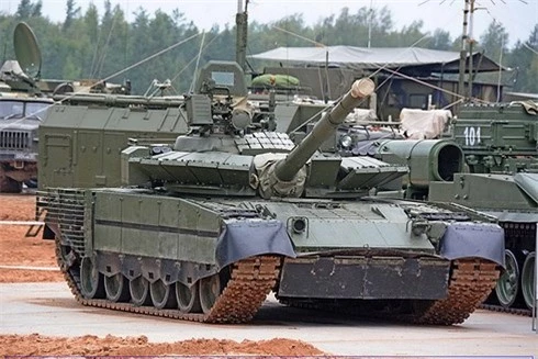 Quan doi Nga them phan manh me khi tiep nhan xe tang T-80BVM-Hinh-5